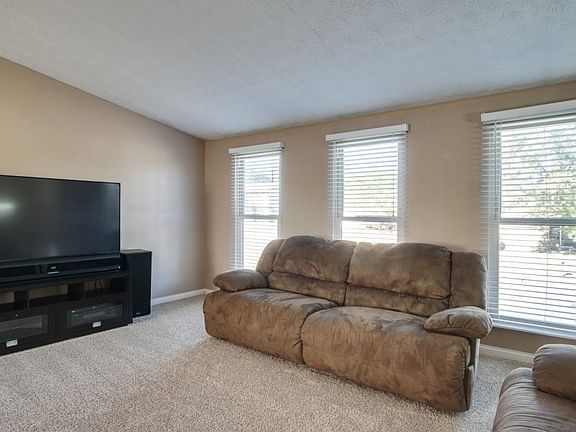 3rd image of 2696 Miami Village Dr