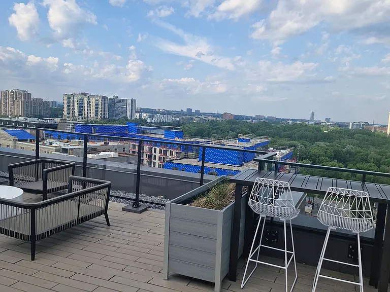 360 Deschatelets Ave #104 — Photo 40