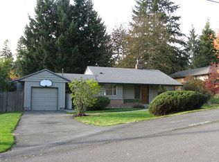 18511 Kenlake Pl NE, Kenmore, WA 98028