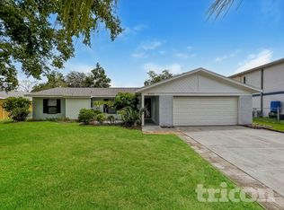8102 Chickasaw Ln, Port Richey, FL 34668