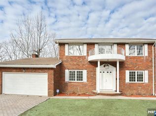 60 Anderson Ave, Englewood Cliffs, NJ 07632