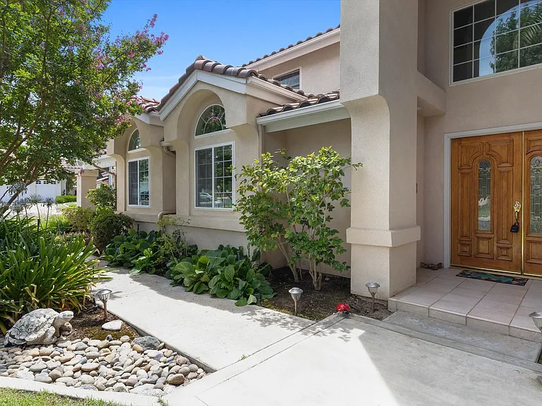 6016 Kings Canyon Dr — Photo 8