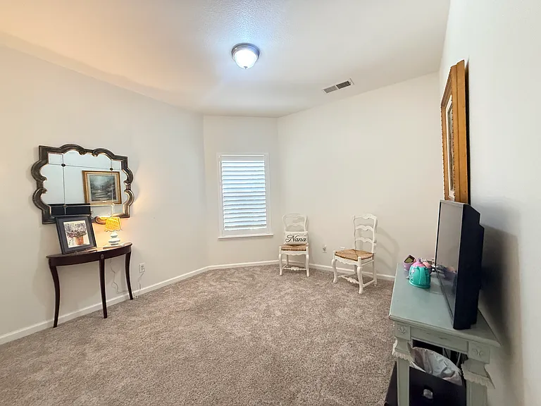 1140 E Sawgrass Ave — Photo 26