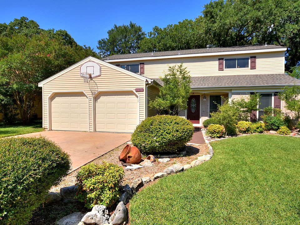 1st image of 1606 Oakridge Dr