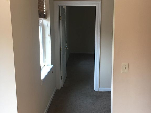 4th image of 432 Clark St #B
