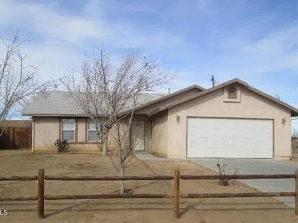 8449 Viburnum Ave, California City, CA 93505