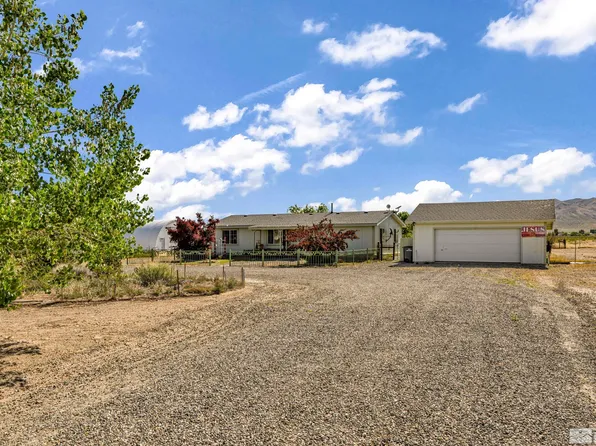 110 N Bybee Ln, Yerington, NV 89447