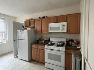 8 Barrows St #D, Allston, MA 02134