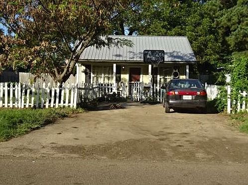 1st image of 1401 Wood St