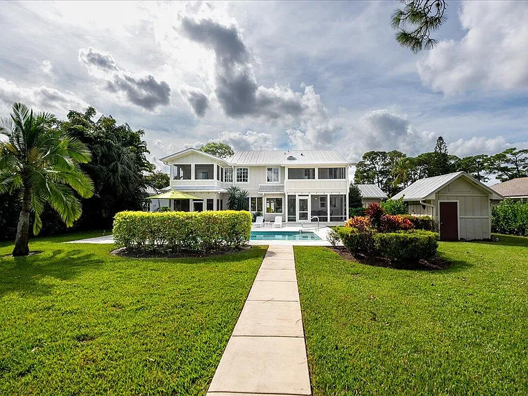 1947 NW Palmetto Ter — Photo 44