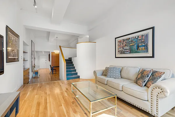 Sold by Compass | media 3