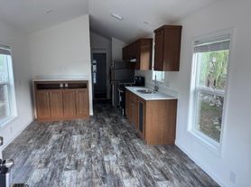 Prince's Camp - Nason Rd (37200)