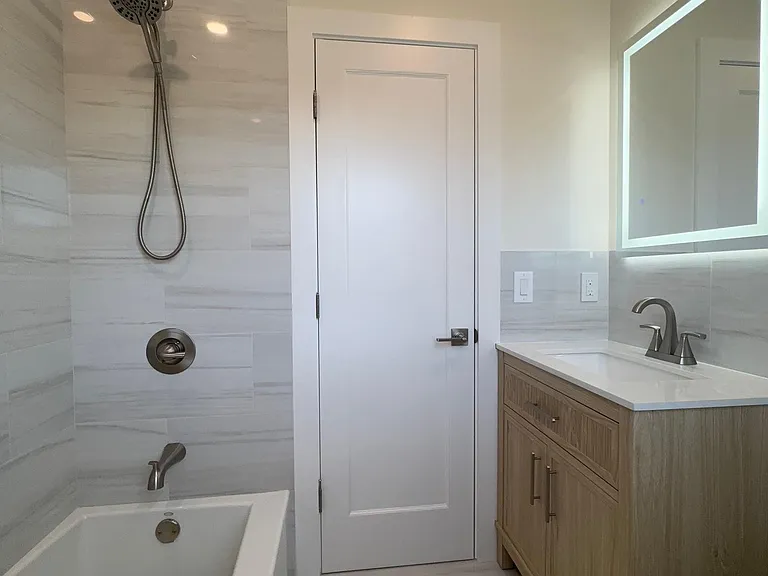 482 4th Ave #2 — Photo 9
