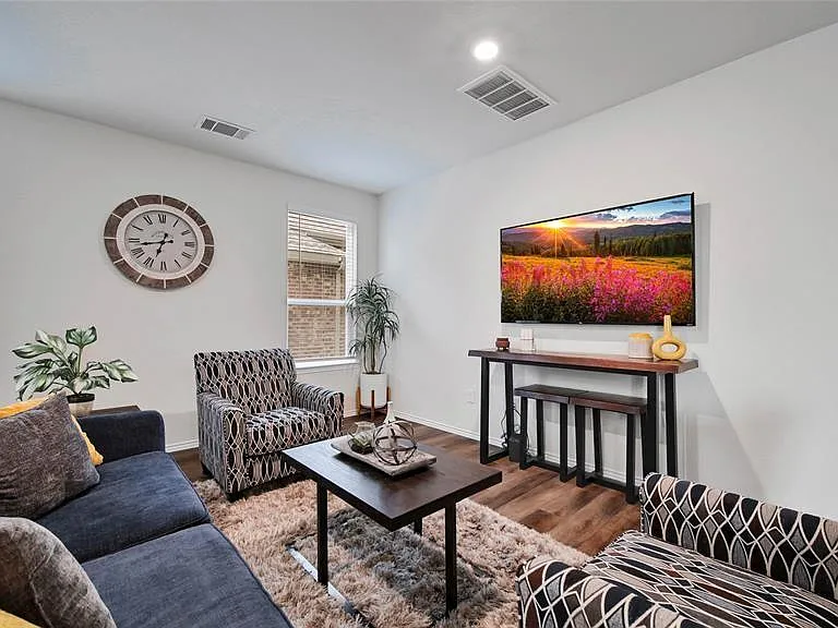 5919 Waggoner Ranch Trl — Photo 10