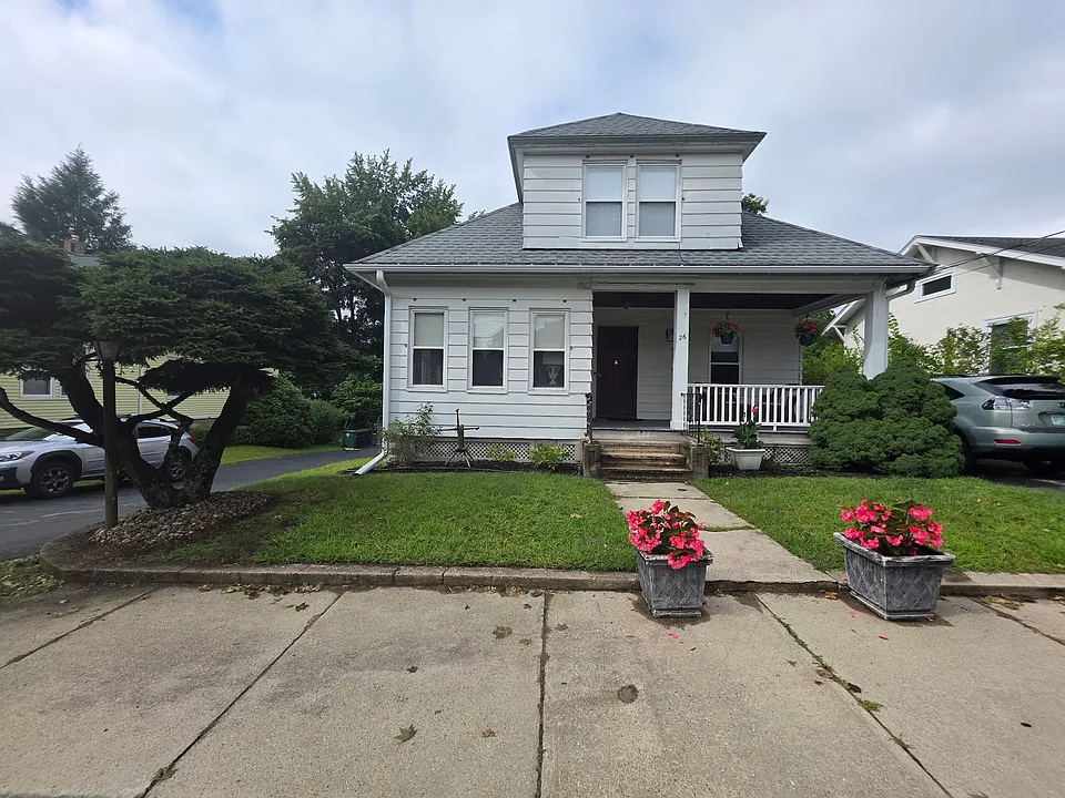 26 Orchard Ave #3