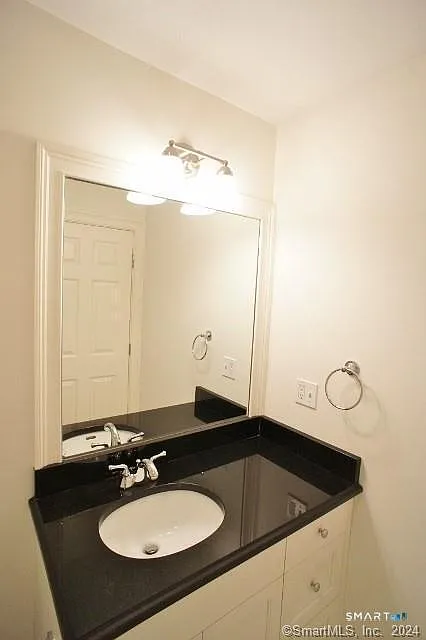 1 bed, 1.0 bath, 750 sqft, $2,295 — Photo 4