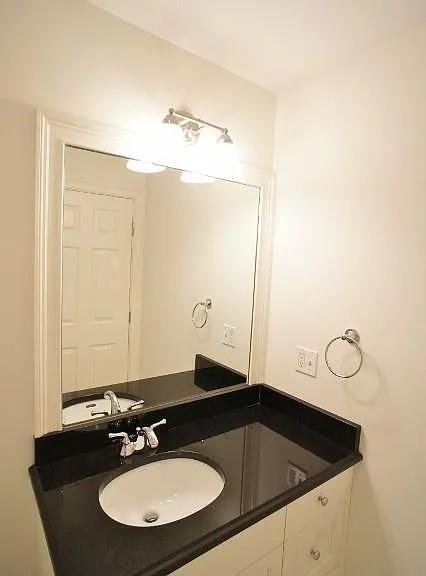 44 Stuart Ave #B1 — Photo 4
