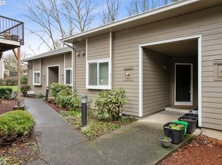 4572 SW Comus Pl #8-C, Portland, OR 97219
