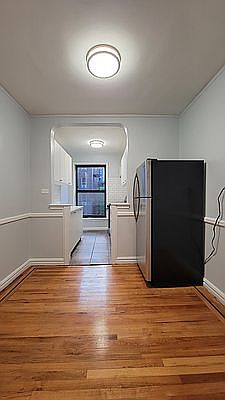 1st image of 729 W 186th St #6E