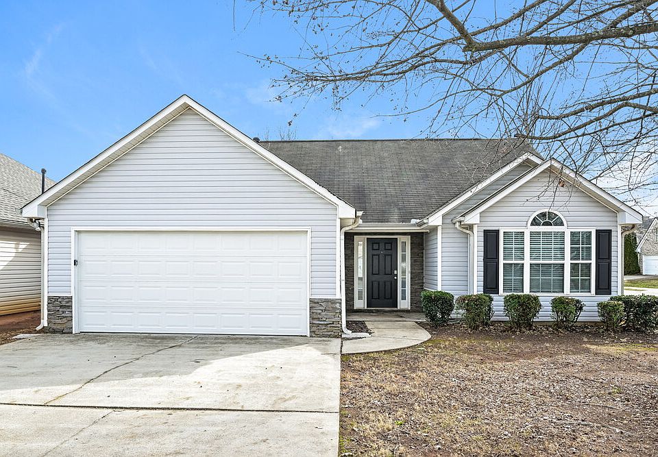 1st image of 1500 Logan Ln