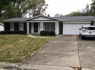 2936 Homewood Ave, Saint Charles, MO 63301