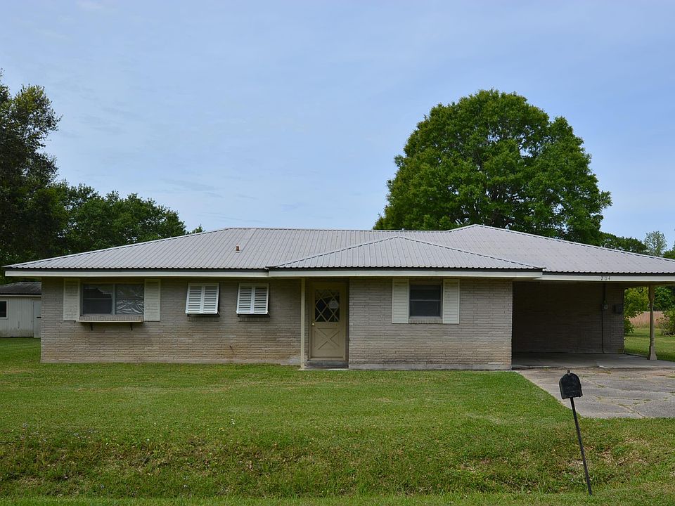1st image of 204 Live Oak Lane