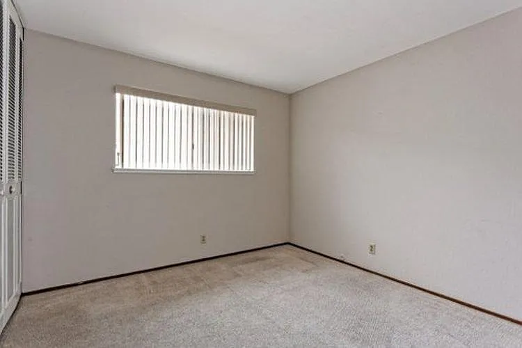 4781 Hershey Ct — Photo 7