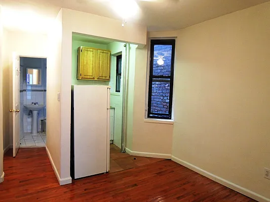 Rented by J Misrahi Realty Corp | media 15