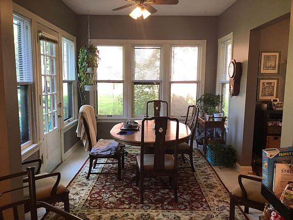 4th image of 573 Laurel Ave #1