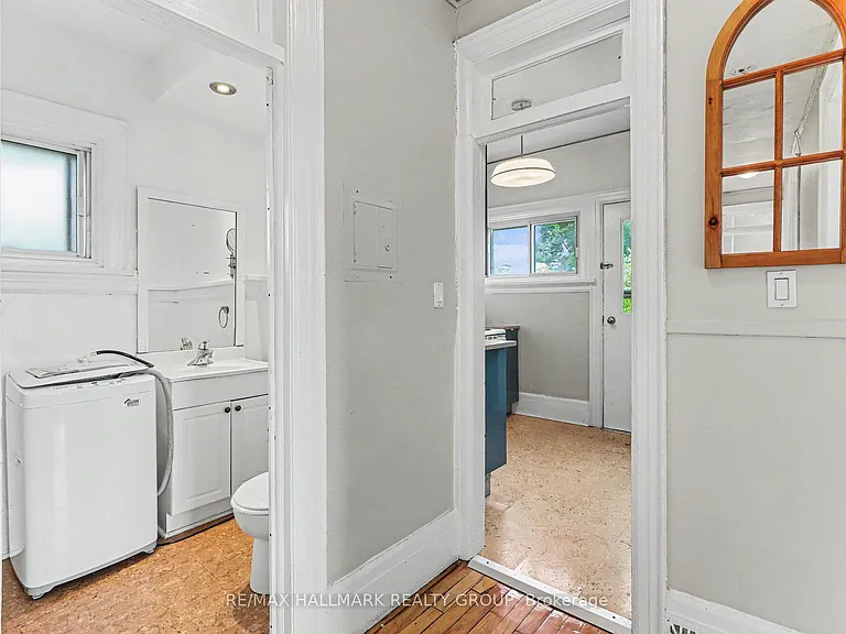 1071 Gladstone Ave #3 — Photo 8