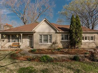 276 E Eastland St, Gallatin, TN 37066