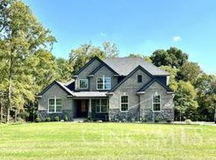 1280 Hudson Dr, Lebanon, OH 45036