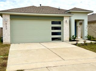 922 Kickapoo Ln, College Station, TX 77845