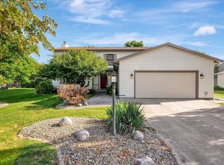 2506 Coppertree Rd, Champaign, IL 61822