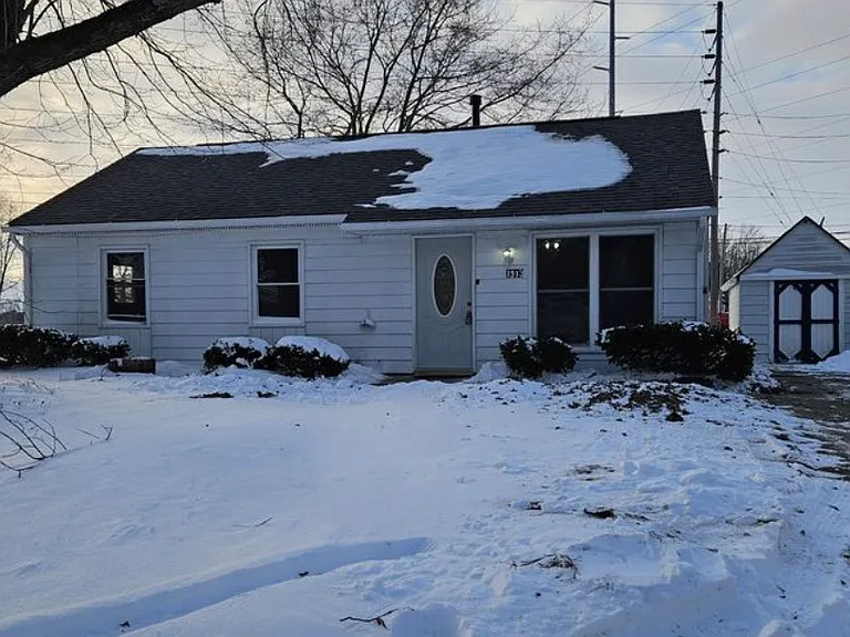 1913 Norwood Pl — Photo 1