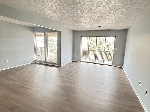 2nd image of 2414 King Ave APT 14