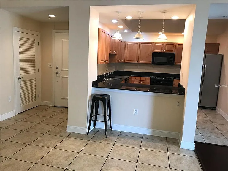 628 Cleveland St #903 — Photo 4