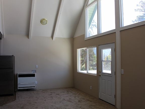 4th image of 174 Lakeview Dr