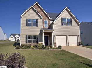 401 Jones Peak Dr, Simpsonville, SC 29681