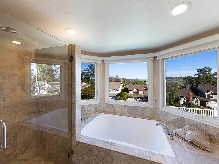 30932 Colonial Pl — Photo 16