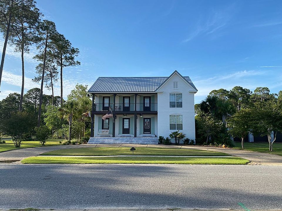 1st image of 222 Yacht Club Dr