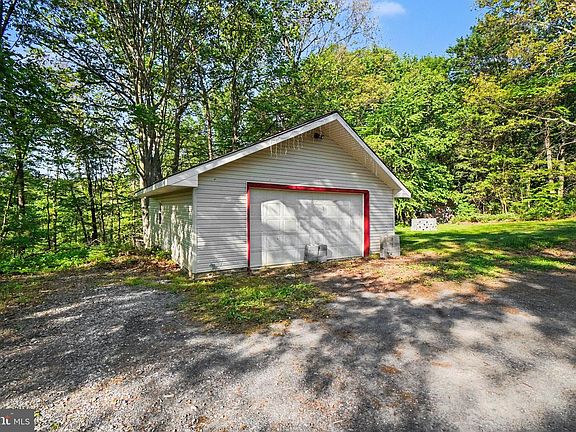 2nd image of 46 Pisgah Rst