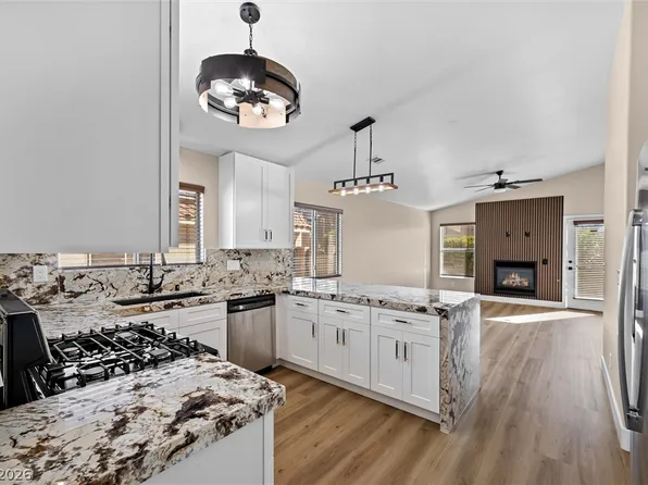 166 Tionesta Ridge Ln, Henderson, NV 89012