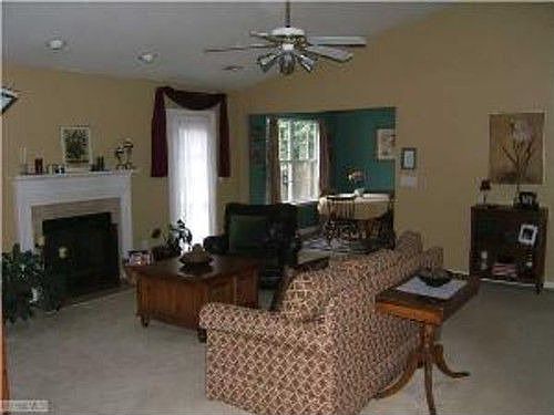4th image of 5702 Fountainhead Dr