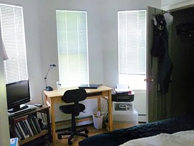25 Raymond St #2 — Photo 5