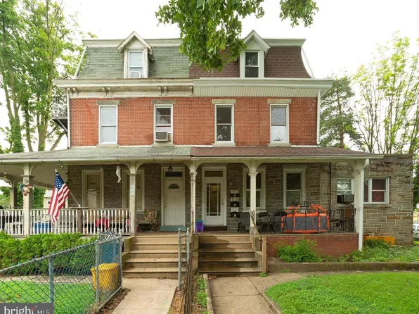 627 Macdade Blvd, Collingdale, PA 19023