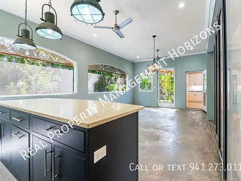 6914 Stanhope Pl — Photo 27