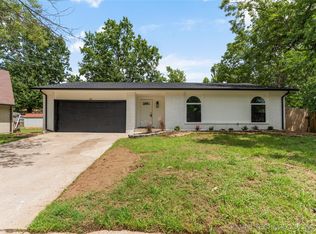 101 W Waco Pl, Broken Arrow, OK 74011