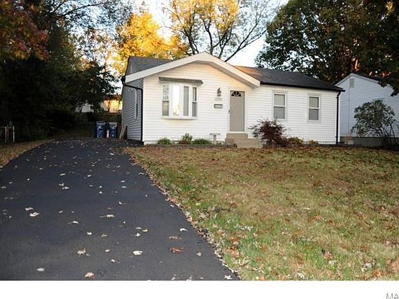 3rd image of 12178 Belaire Pl