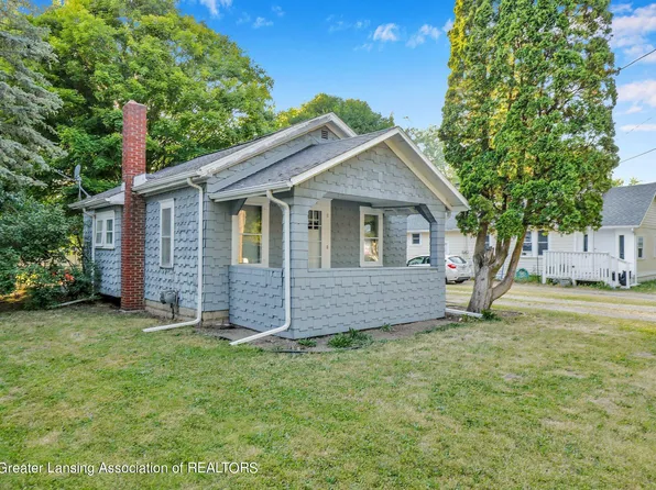 207 N Rogers St, Mason, MI 48854